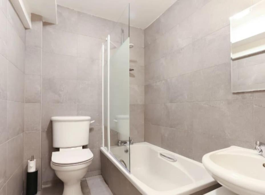 Barbican Pad By Condokeeper ลอนดอน ภายนอก รูปภาพ
