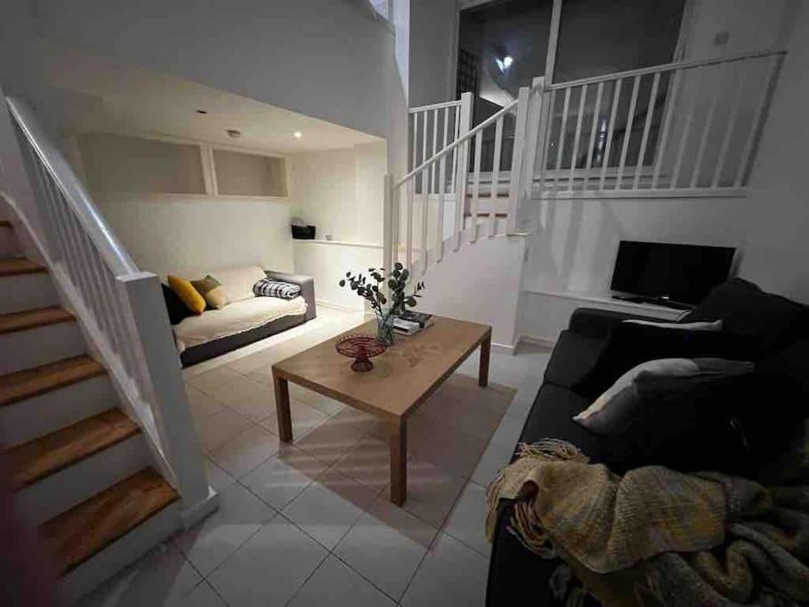 Barbican Pad By Condokeeper ลอนดอน ภายนอก รูปภาพ