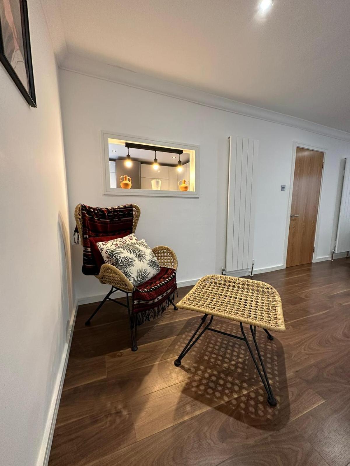 Barbican Pad By Condokeeper ลอนดอน ภายนอก รูปภาพ
